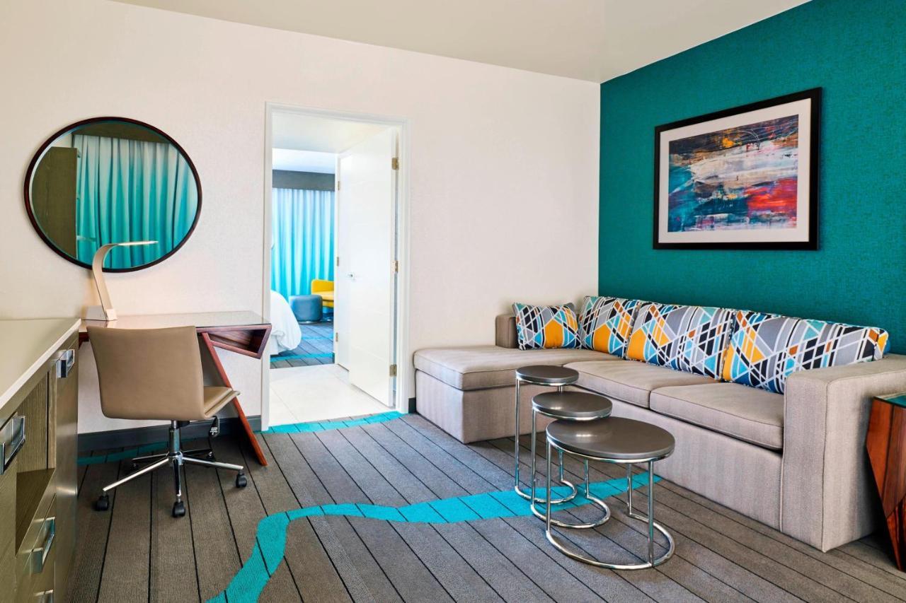 Sheraton Tucson Hotel & Suites Exterior foto