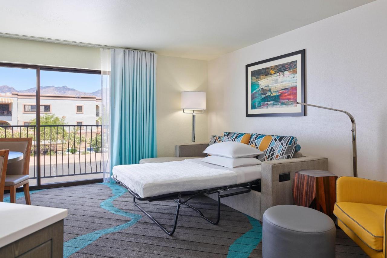 Sheraton Tucson Hotel & Suites Exterior foto