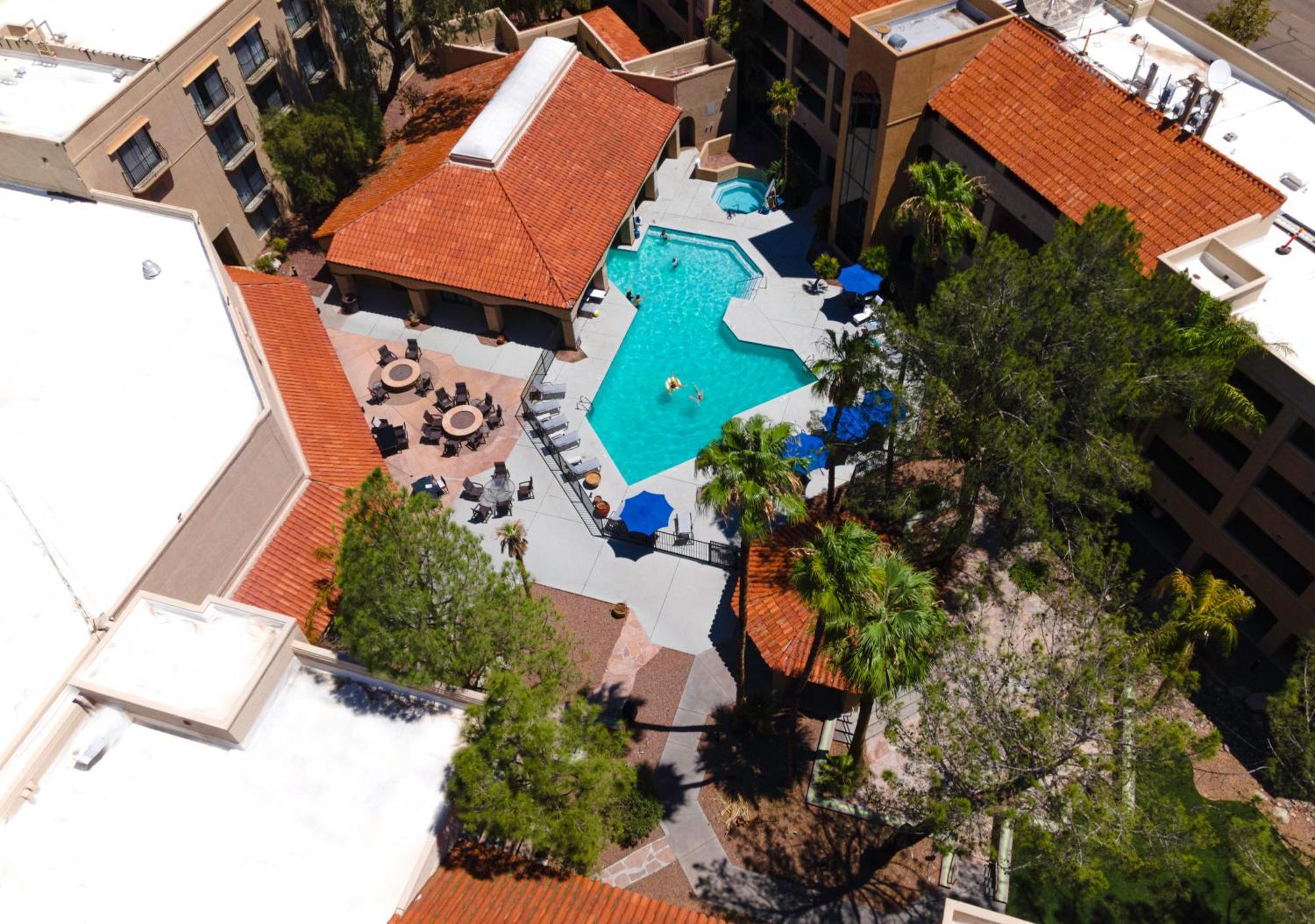 Sheraton Tucson Hotel & Suites Exterior foto